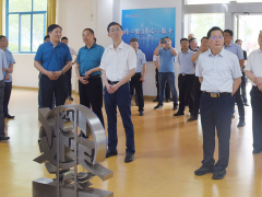 “智慧天康、數(shù)字天康”蕪湖繁昌區(qū)黨政代表團(tuán)一行蒞臨安徽天康集團(tuán)參觀調(diào)研
